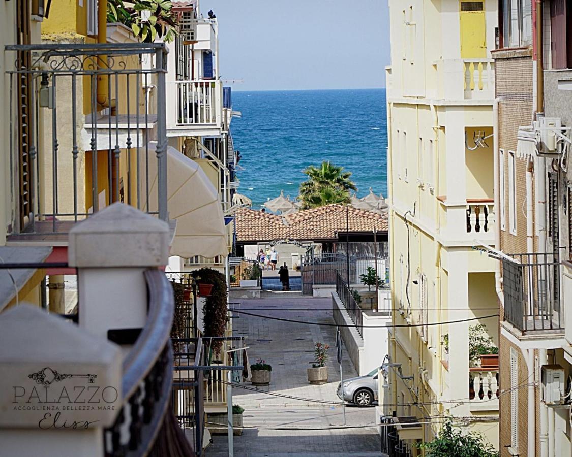 B&B Palazzo Eliss Margherita Di Savoia Esterno foto