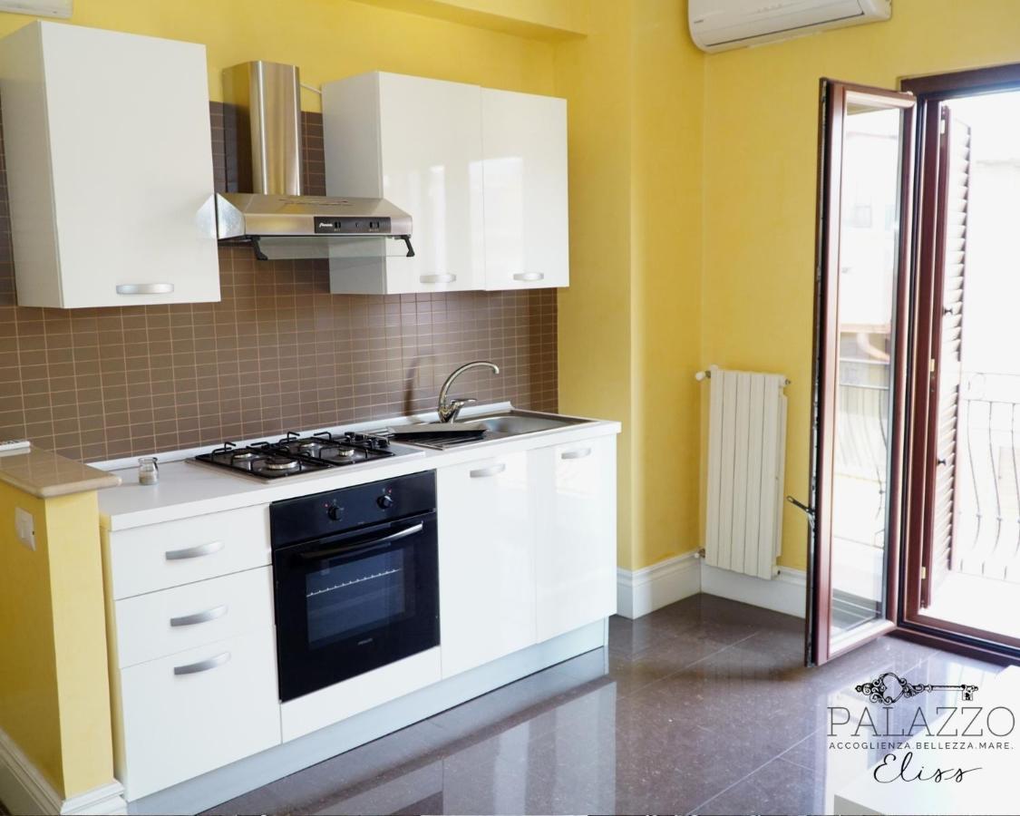 B&B Palazzo Eliss Margherita Di Savoia Esterno foto